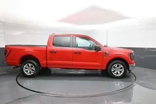 Ford F-150 2023 4x2 XL 4dr SuperCrew 5.5 ft. SB