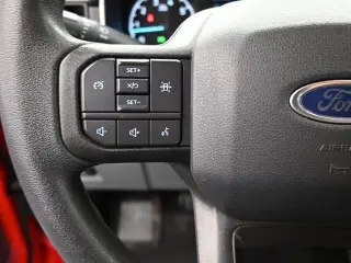 Ford F-150 2023 4x2 XL 4dr SuperCrew 5.5 ft. SB
