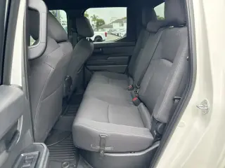 Toyota Tacoma 2025 4x2 SR5 4dr Double Cab 5.0 ft SB