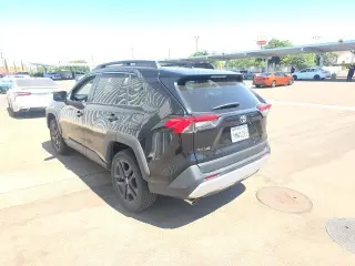 Toyota RAV4 2024 AWD Adventure 4dr SUV