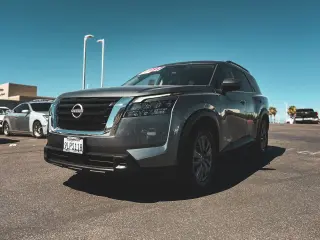 Nissan Pathfinder 2024 SV 4dr SUV