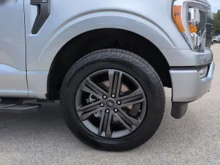 Ford F-150 2022 4x4 Limited 4dr SuperCrew 5.5 ft. SB
