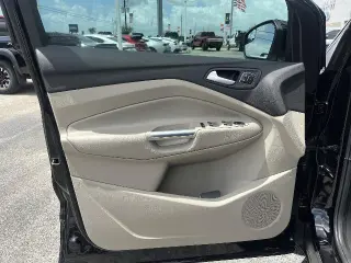 Ford Escape 2019 Titanium 4dr SUV