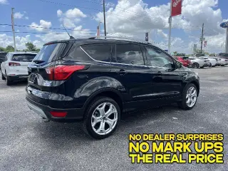 Ford Escape 2019 Titanium 4dr SUV