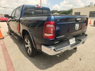 Ram 1500 2021 4x4 Laramie 4dr Crew Cab 5.6 ft. SB Pickup