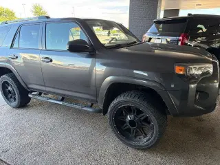 Toyota 4Runner 2023 4x2 SR5 4dr SUV