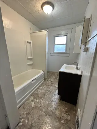 Propiedad en alquiler con 2 habitaciones y 1 baño en Steubenville