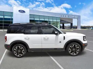 Ford Bronco Sport 2021 AWD Outer Banks 4dr SUV