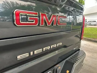 GMC Sierra 1500 2019 4x2 SLT 4dr Crew Cab 5.8 ft. SB