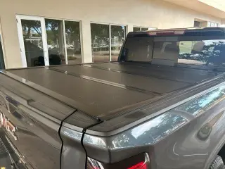 GMC Sierra 1500 2019 4x2 SLT 4dr Crew Cab 5.8 ft. SB