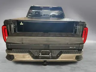 GMC Sierra 1500 2019 4x2 SLT 4dr Crew Cab 5.8 ft. SB