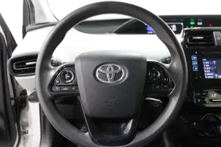 Toyota Prius 2019 AWD LE AWD-e 4dr Hatchback