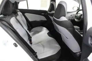 Toyota Prius 2019 AWD LE AWD-e 4dr Hatchback