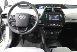 Toyota Prius 2019 AWD LE AWD-e 4dr Hatchback