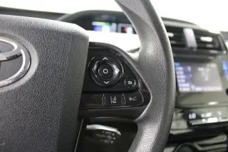 Toyota Prius 2019 AWD LE AWD-e 4dr Hatchback