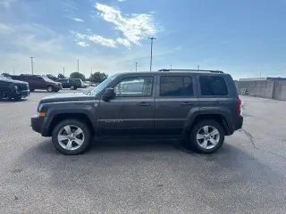 Jeep Patriot 2017 4x4 Latitude 4dr SUV
