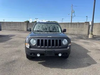 Jeep Patriot 2017 4x4 Latitude 4dr SUV