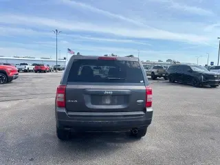 Jeep Patriot 2017 4x4 Latitude 4dr SUV