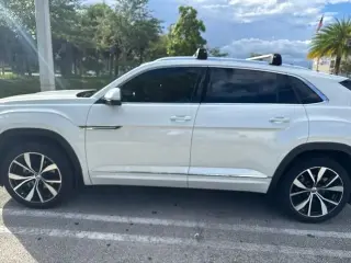 Volkswagen Atlas Cross Sport 2024 AWD SEL Premium R-Line 4Motion 4dr SUV
