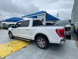 Ford F-150 2023 4x2 XL 4dr SuperCrew 5.5 ft. SB