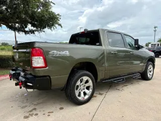 Ram 1500 2020 4x4 Lone Star 4dr Crew Cab 5.6 ft. SB Pickup