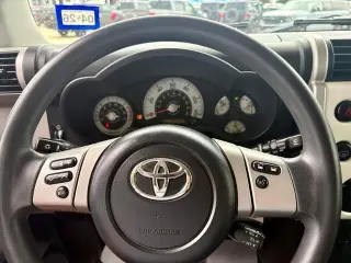 Toyota FJ Cruiser 2014 4x2 4dr SUV