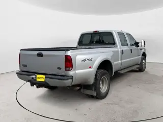 Ford F-350 Super Duty 2002 4dr Crew Cab XL 4WD LB DRW