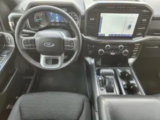 Ford F-150 2023 4x2 Lariat 4dr SuperCrew 6.5 ft. SB