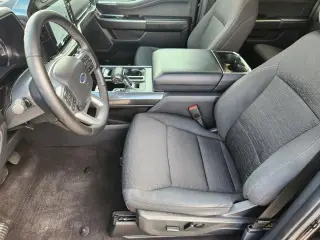 Ford F-150 2023 4x2 Lariat 4dr SuperCrew 6.5 ft. SB