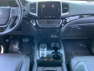 Honda Ridgeline 2020 AWD Black Edition 4dr Crew Cab 5.3 ft. SB
