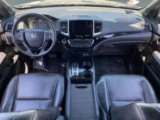 Honda Ridgeline 2020 AWD Black Edition 4dr Crew Cab 5.3 ft. SB