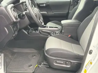 Toyota Tacoma 2022 4x2 TRD Sport 4dr Double Cab 5.0 ft SB