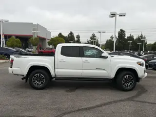 Toyota Tacoma 2022 4x2 TRD Sport 4dr Double Cab 5.0 ft SB