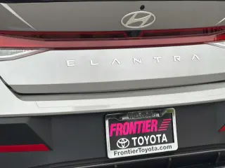 Hyundai ELANTRA 2025 SEL Sport 4dr Sedan