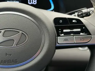 Hyundai ELANTRA 2025 SEL Sport 4dr Sedan