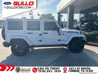 Jeep Wrangler Unlimited 2017 4x4 Sahara 4dr SUV