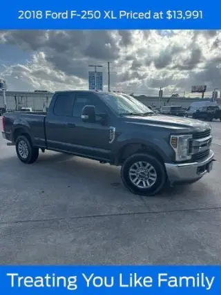 Ford F-250 Super Duty 2018 4x2 Lariat 4dr SuperCab 6.8 ft. SB Pickup