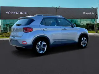 Hyundai VENUE 2025 SEL 4dr Crossover