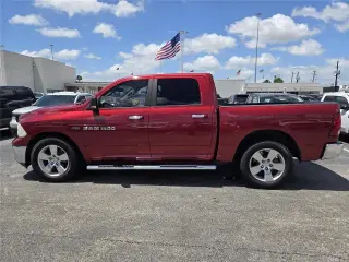 Ram 1500 2012 4x2 Lone Star 4dr Crew Cab 5.5 ft. SB Pickup
