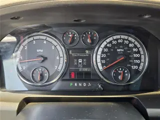 Ram 1500 2012 4x2 Lone Star 4dr Crew Cab 5.5 ft. SB Pickup