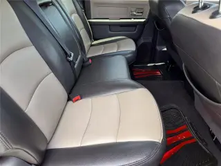 Ram 1500 2012 4x2 Lone Star 4dr Crew Cab 5.5 ft. SB Pickup