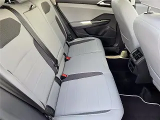 Volkswagen Taos 2023 SE 4dr SUV