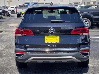 Volkswagen Taos 2023 SE 4dr SUV