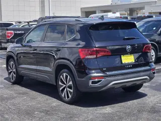 Volkswagen Taos 2023 SE 4dr SUV