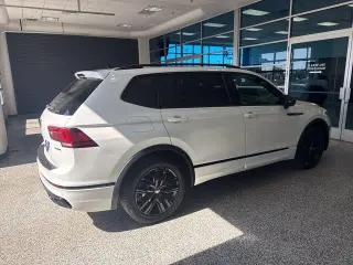 Volkswagen Tiguan 2022 AWD SE R-Line Black 4Motion 4dr SUV