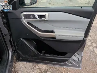 Ford Explorer 2023 XLT 4dr SUV
