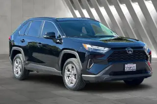 Toyota RAV4 Hybrid 2024 AWD XLE 4dr SUV