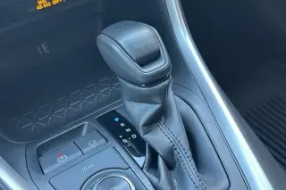 Toyota RAV4 Hybrid 2024 AWD XLE 4dr SUV