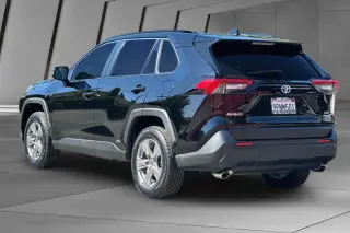 Toyota RAV4 Hybrid 2024 AWD XLE 4dr SUV