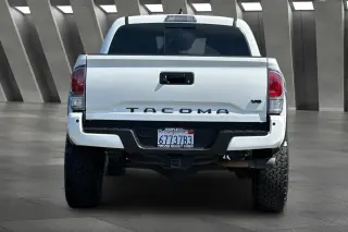 Toyota Tacoma 2021 4x4 TRD Off-Road 4dr Double Cab 6.1 ft LB
